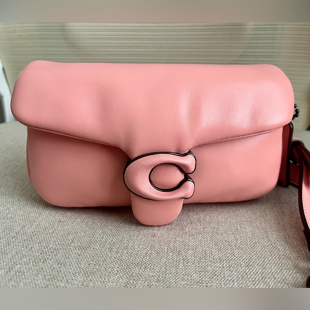 Coach Pillow Tabby 18 Candy Pink